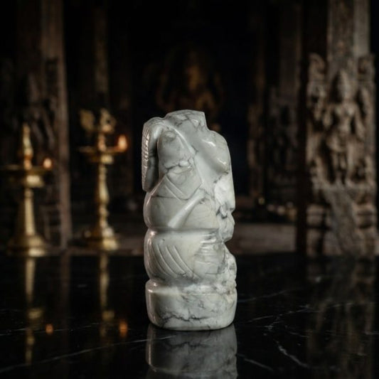 Natural Howlite Ganesh Idol – Hand Carved Crystal Ganpati Statue