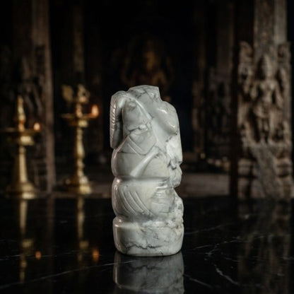 Natural Howlite Ganesh Idol – Hand Carved Crystal Ganpati Statue